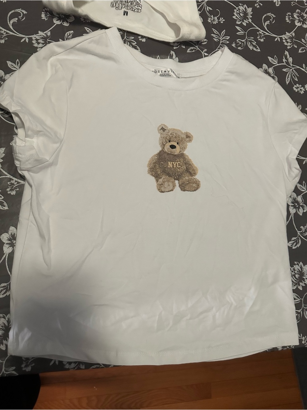 Forever 21 White Tee with Tan Teddy NYC Graphic